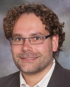 Dr Ralf Steinhauser
