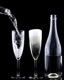 Alcohol consumption during the COVID-19 period: May 2020
